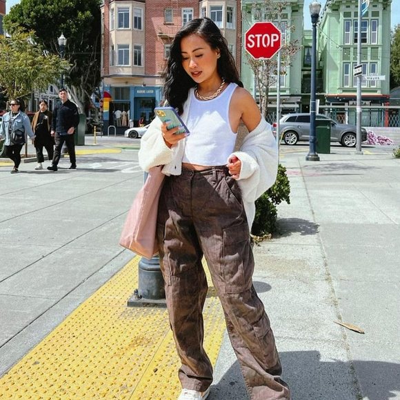 Meet your Posher, Shelley - Picture 4 of 5